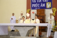 Thánh lễ Nhậm chức Giám quản Tông tòa Giáo phận Phan Thiết