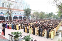 Gp Thanh Hoá tổ chức kỷ niệm hôn phối cho hơn 500 cặp vợ chồng