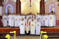 Giáo xứ Thuận Nghĩa: Cha Giacôbê Tạ Chúc nhận nhiệm sở mới
