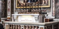 Xem mộ Đức Gio-an Phao-lô II mà không phải đến Vatican?