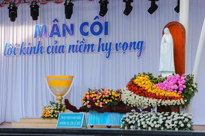 Hành hương Tàpao tháng Mân Côi mừng lễ Đức Maria – Mẹ của Lòng Thương Xót